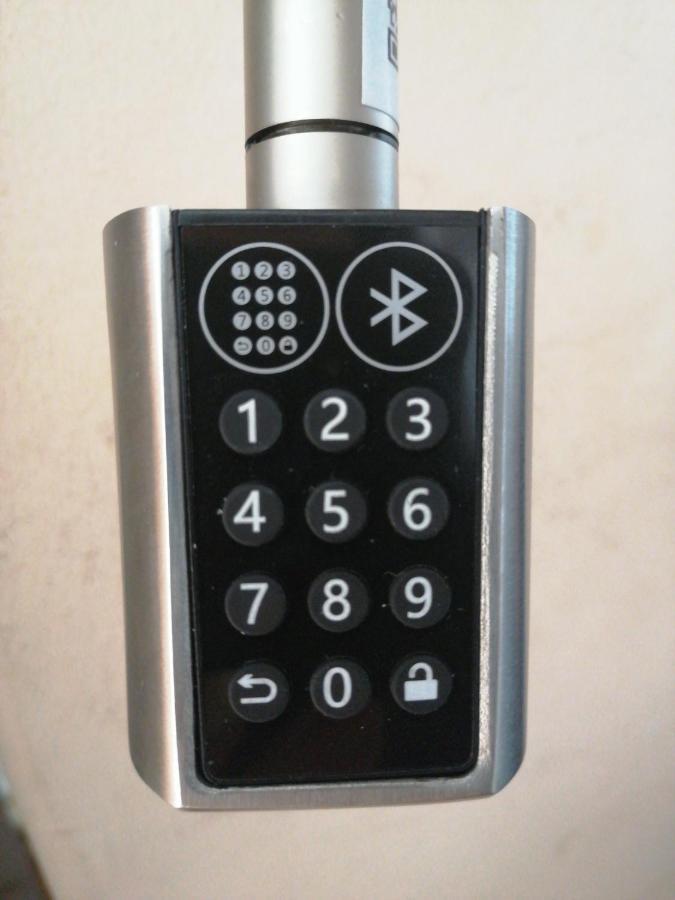 Apartment Self Check In 00-24 Mm Belgrado Esterno foto